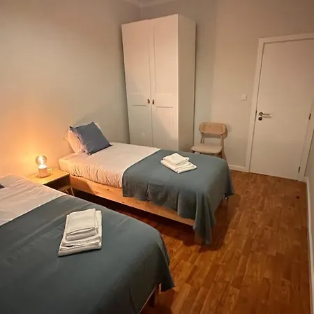 ゲストハウス Foz